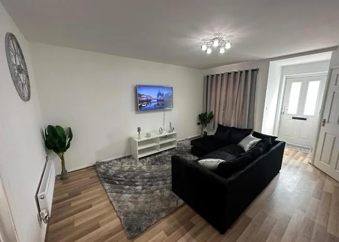 Stunning 3-Bed House In Manchester
